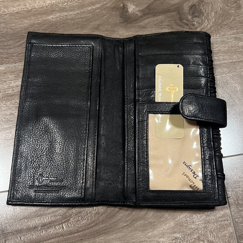 🔥🔥Brand new Michael Rome Made in Italy wallet - Picture 4 of 14